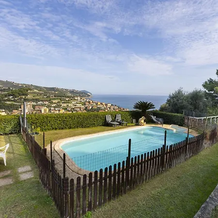 Apartment Perla Sul Mare Con Piscina San Lorenzo al Mare
