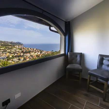 Perla Sul Mare Con Piscina شقة سان لورينسو أل ماري
