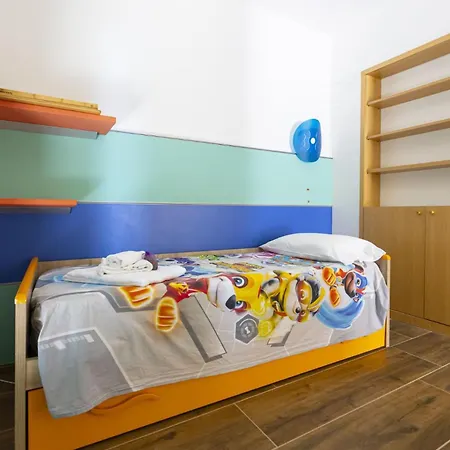 Daire Perla Sul Mare Con Piscina