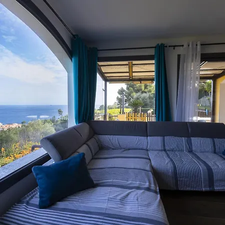 Perla Sul Mare Con Piscina Daire *