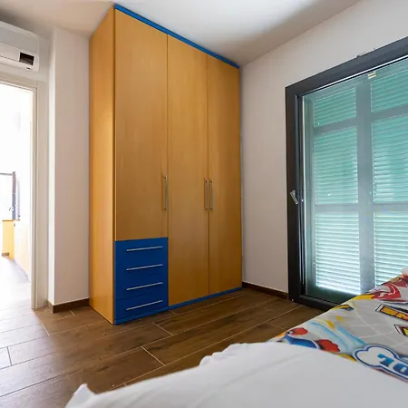Perla Sul Mare Con Piscina Apartmán
