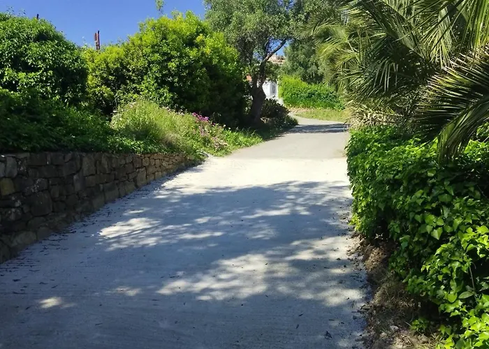 Perla Sul Mare Con Piscina