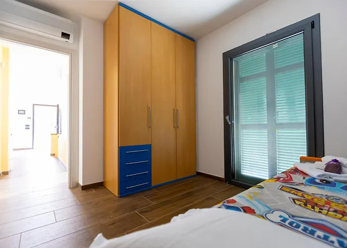 Perla Sul Mare Con Piscina Lägenhet