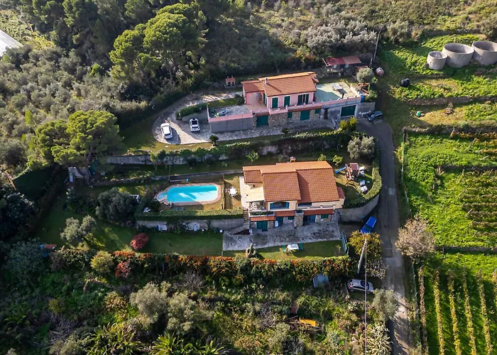 Lägenhet Perla Sul Mare Con Piscina San Lorenzo al Mare